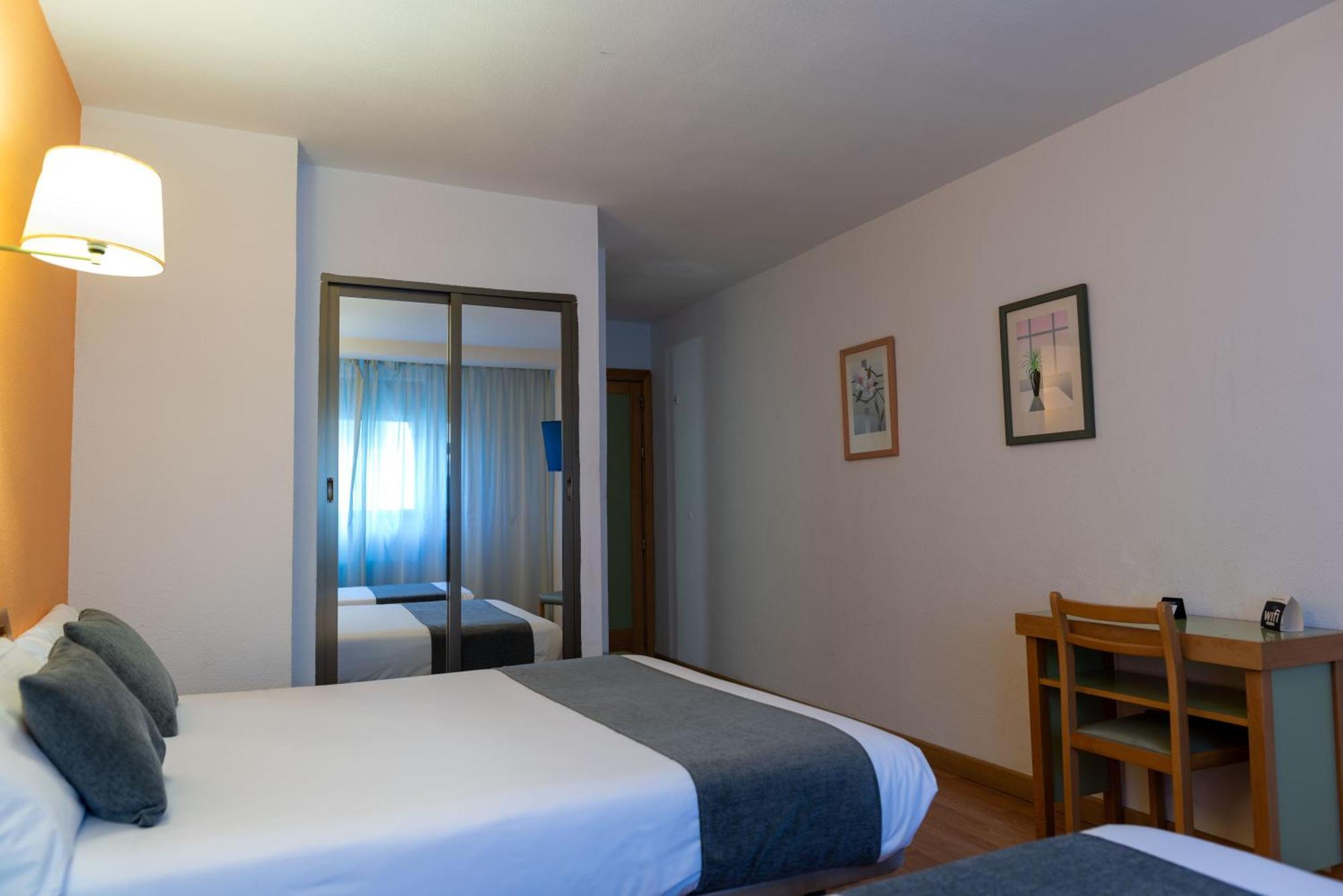 Hotel Alda Guijuelo Esterno foto