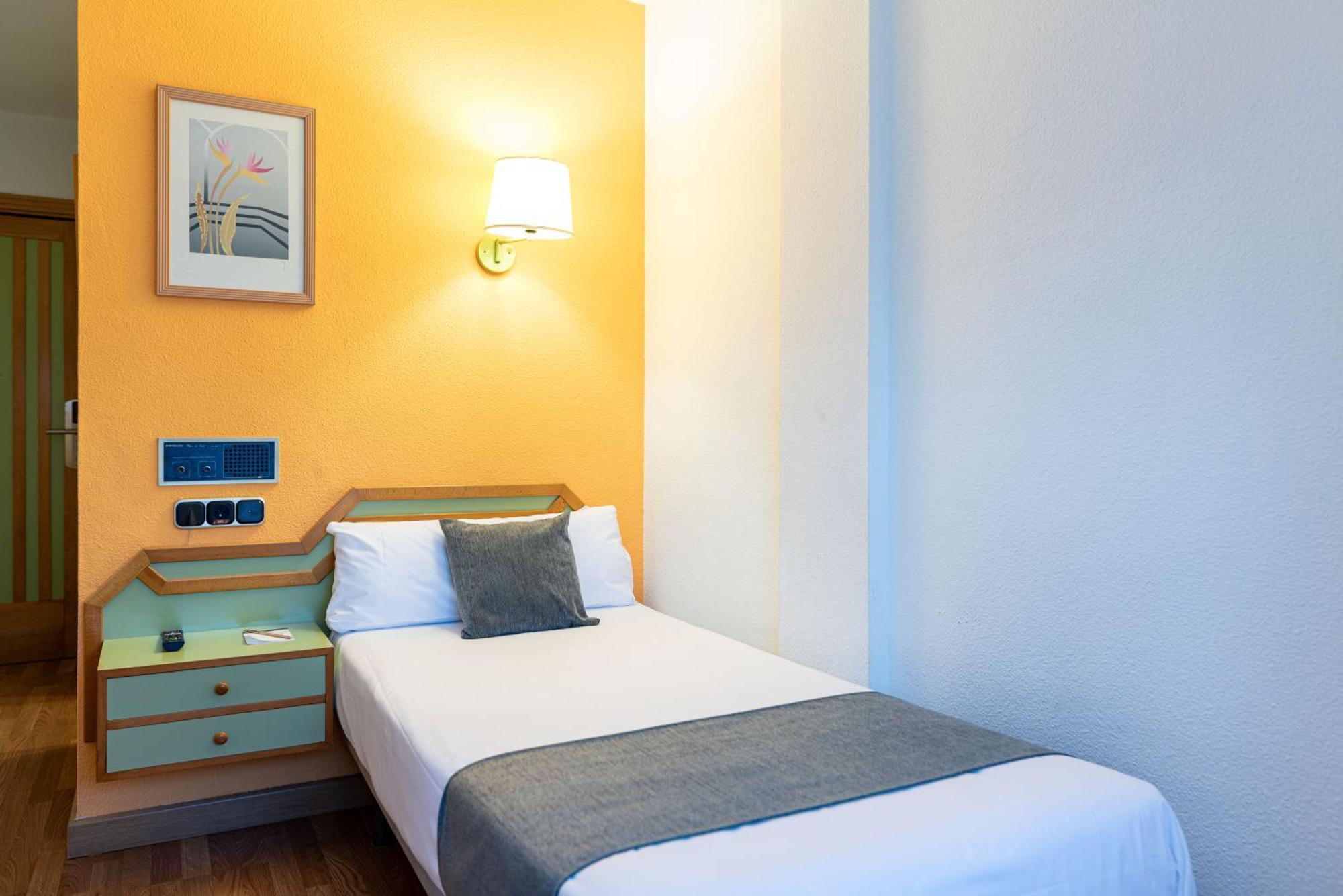 Hotel Alda Guijuelo Esterno foto