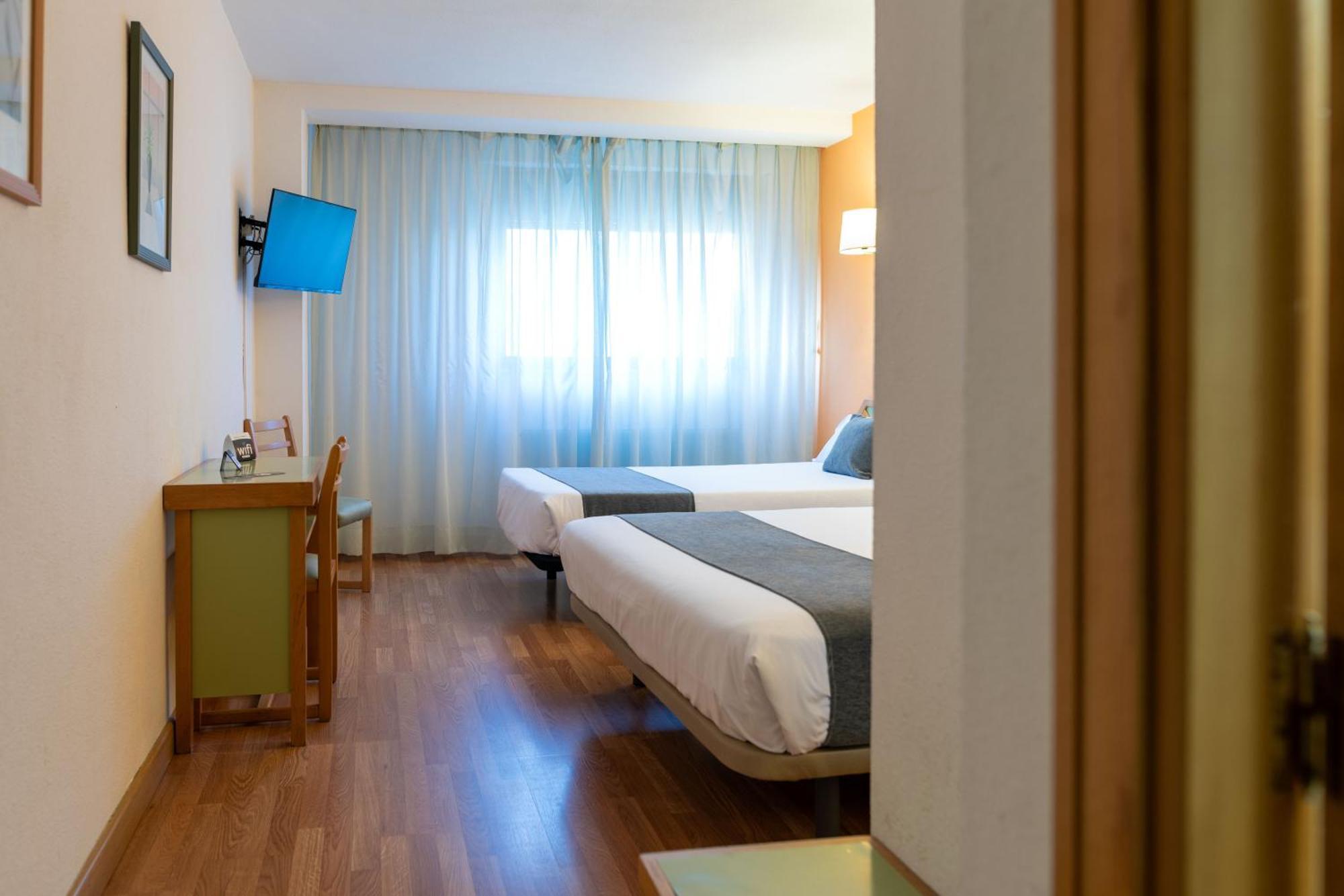 Hotel Alda Guijuelo Esterno foto