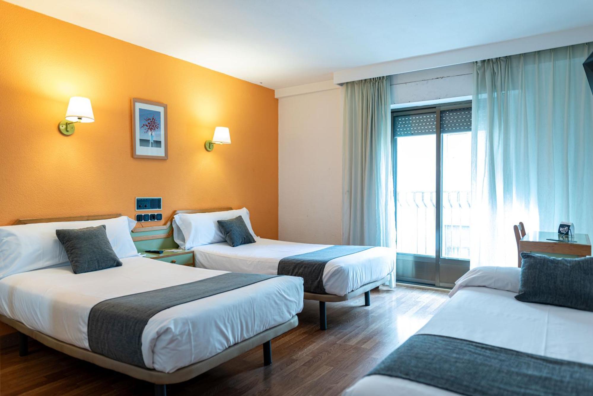 Hotel Alda Guijuelo Esterno foto